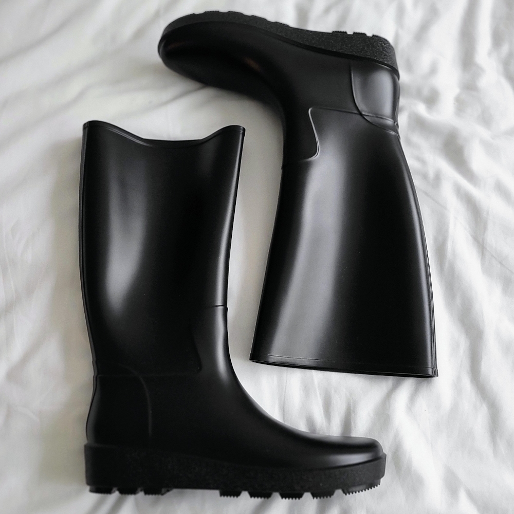 Black Rain Boots